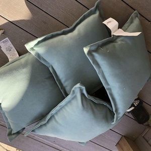Outdoor pillows